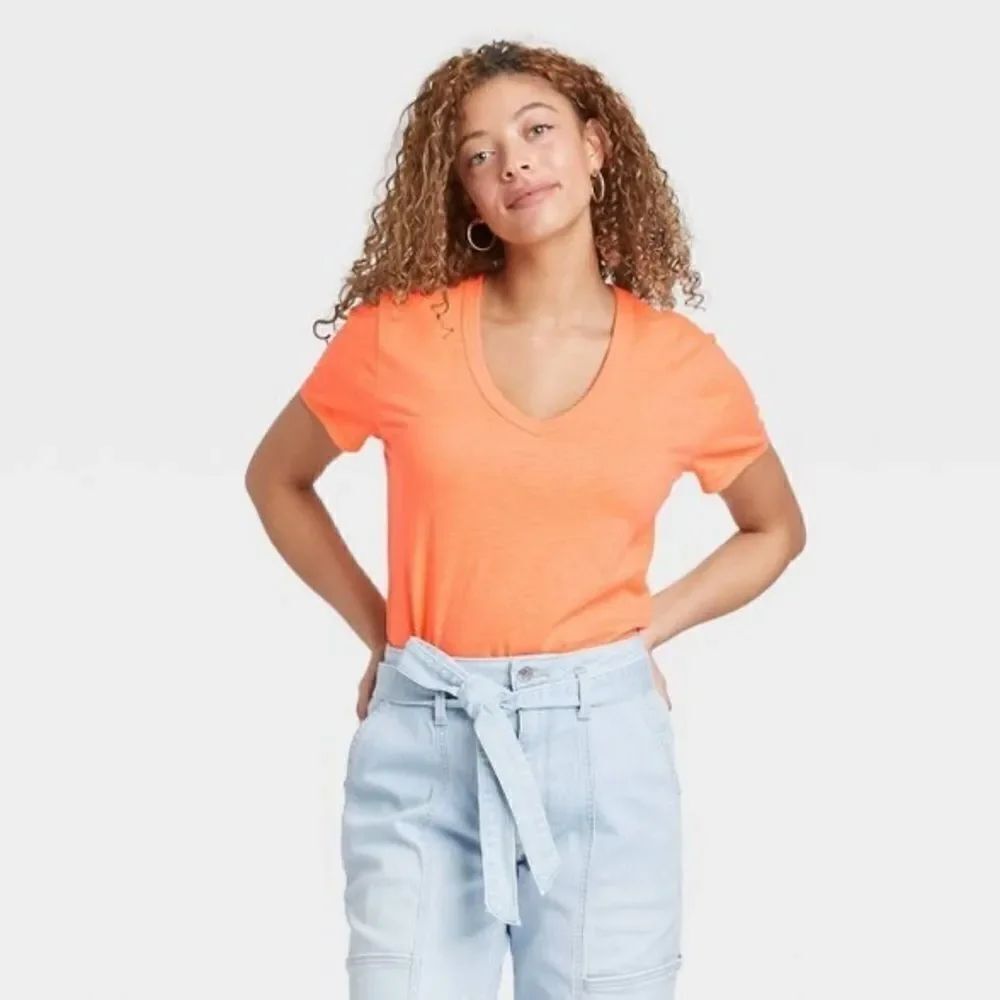 3For$20 Universal Thread Melon Short Sleeve V-Neck T-Shirt size: XL